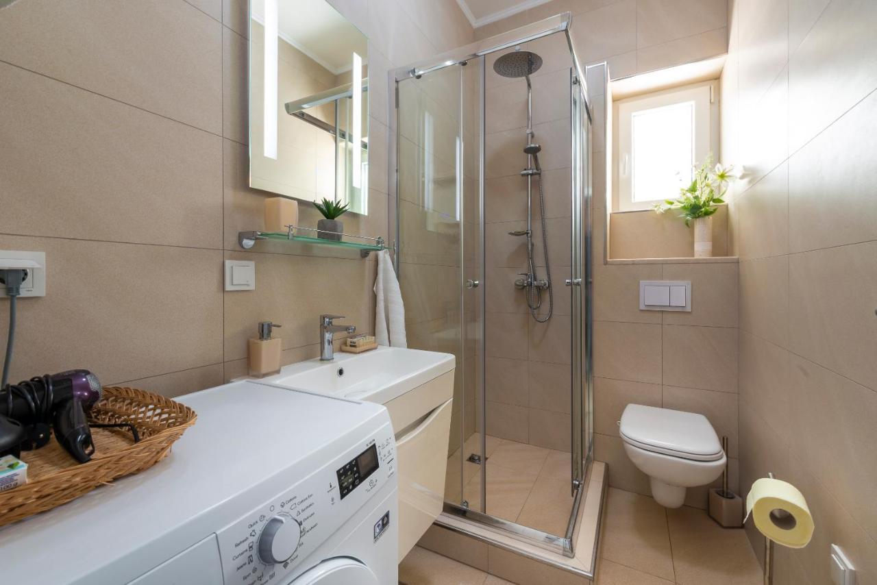 Apartman Daria Apartment ซัฟทัท ภายนอก รูปภาพ